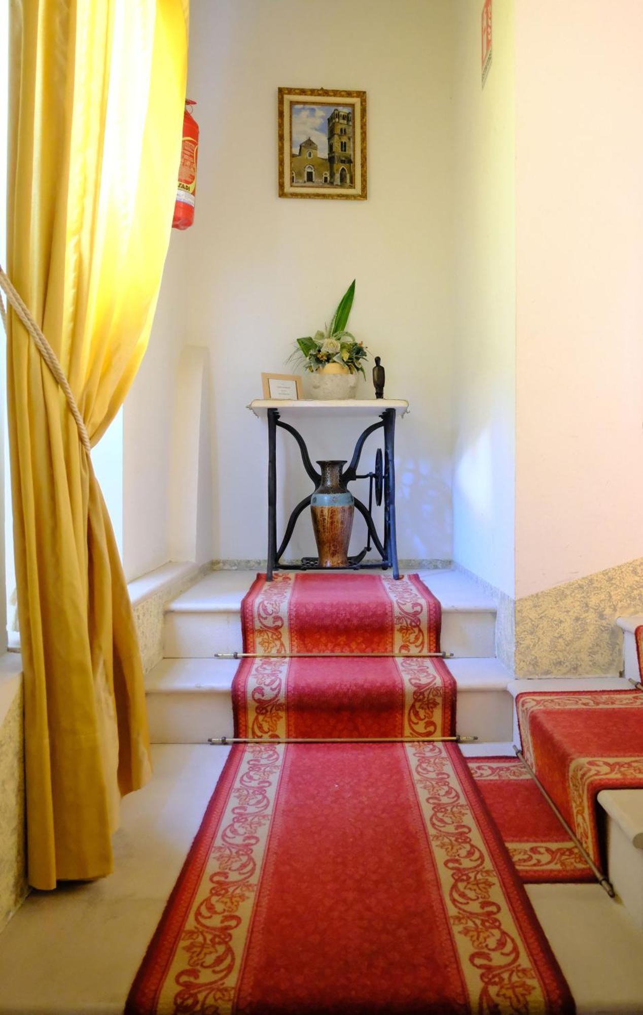 Conte Spencer Bed & Breakfast Caserta Vecchia Bagian luar foto