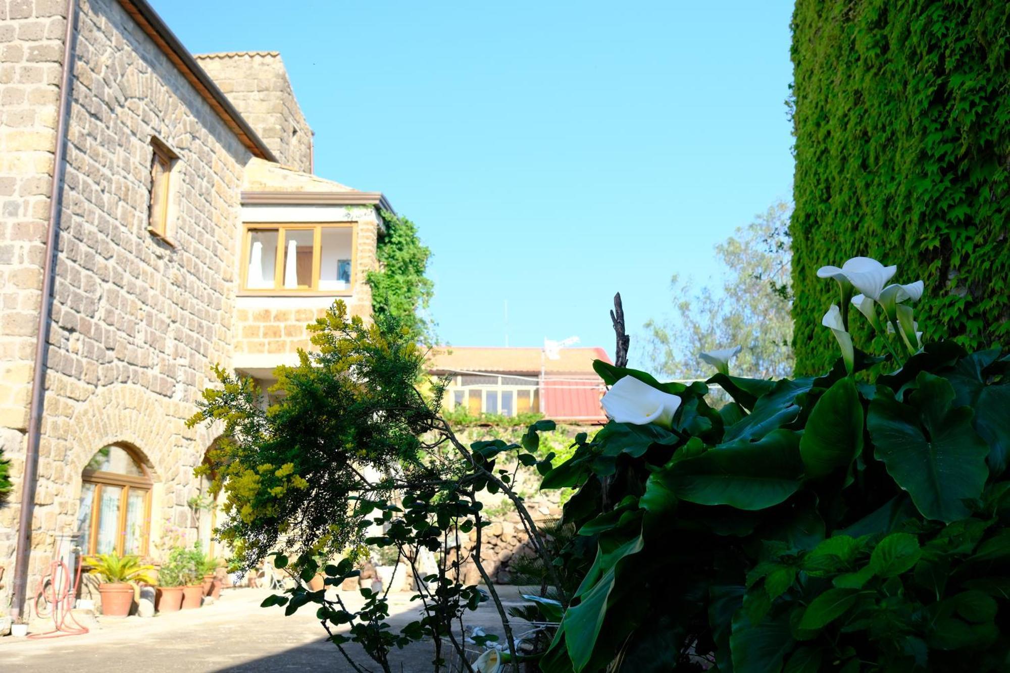 Conte Spencer Bed & Breakfast Caserta Vecchia Bagian luar foto