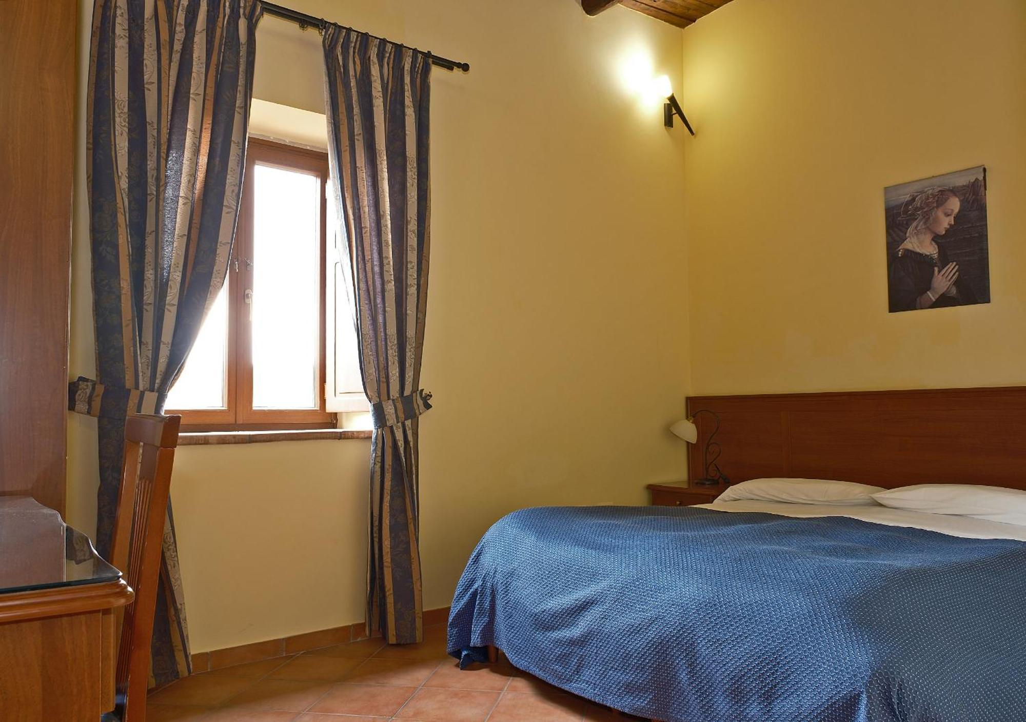 Conte Spencer Bed & Breakfast Caserta Vecchia Bagian luar foto