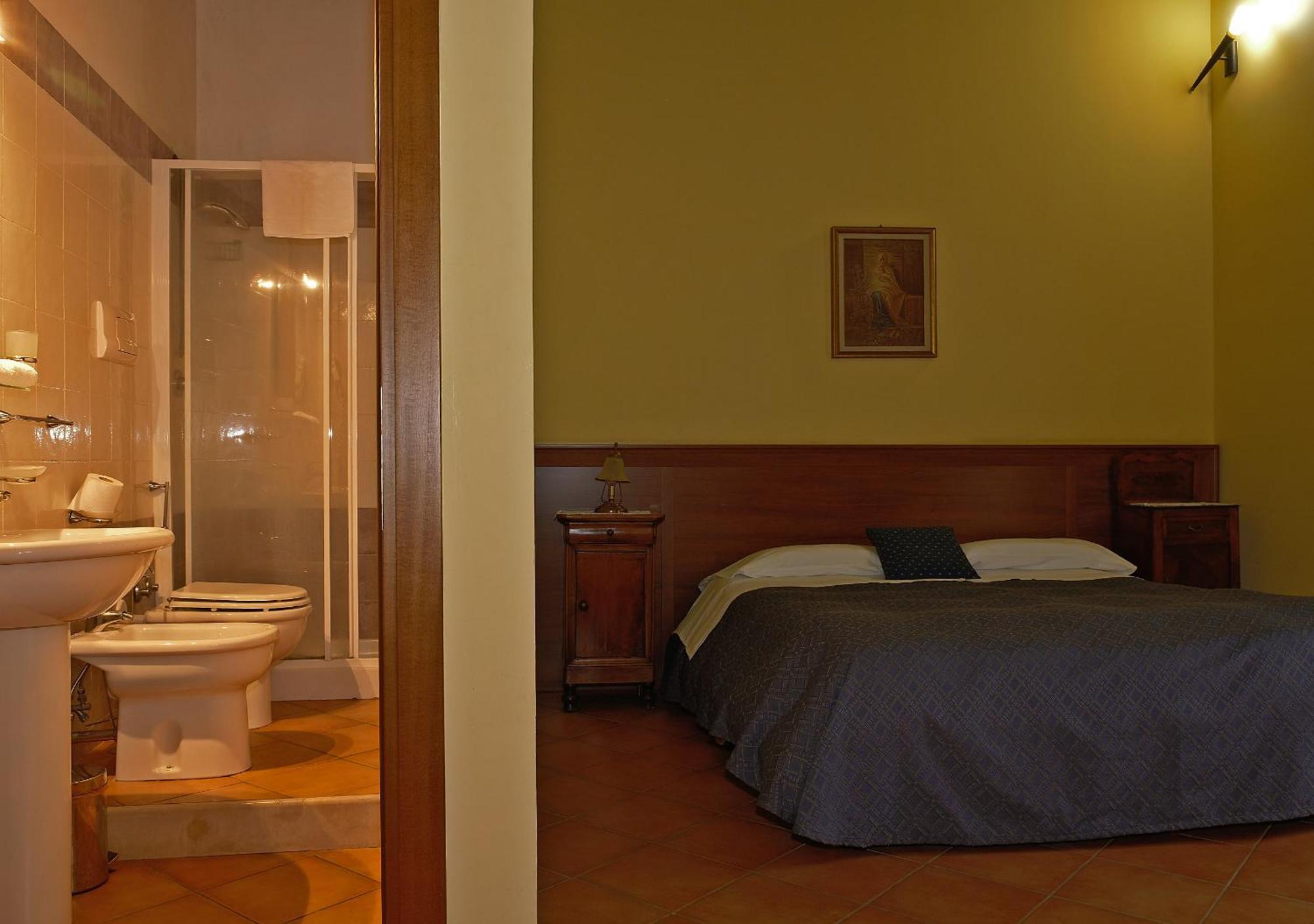 Conte Spencer Bed & Breakfast Caserta Vecchia Bagian luar foto